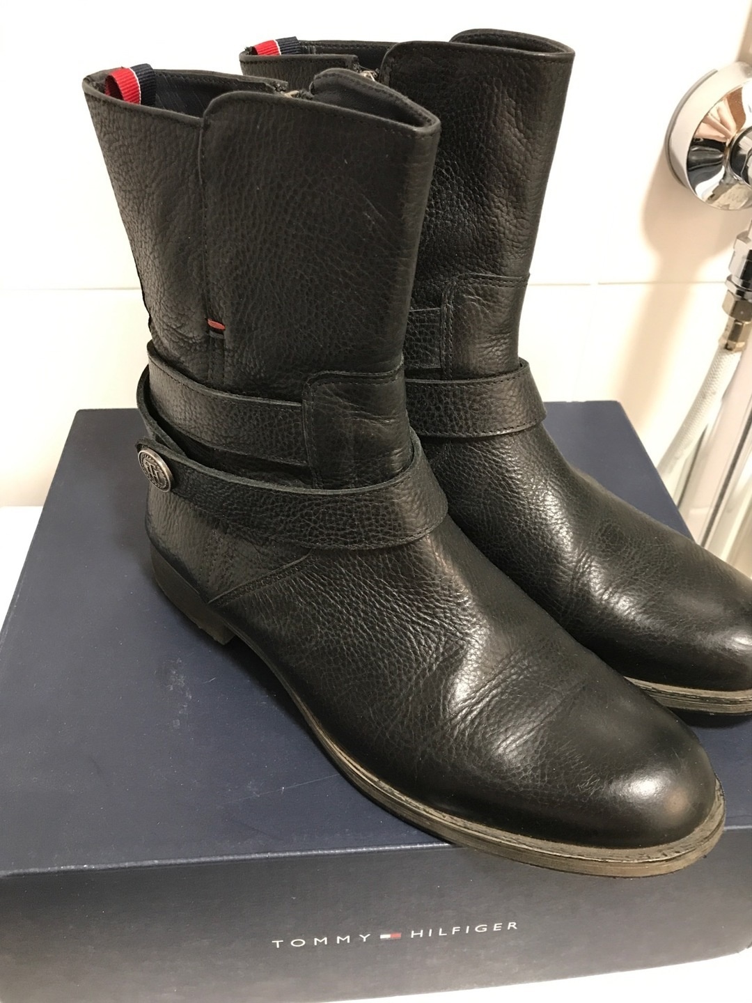 tommy hilfiger shoes womens boots