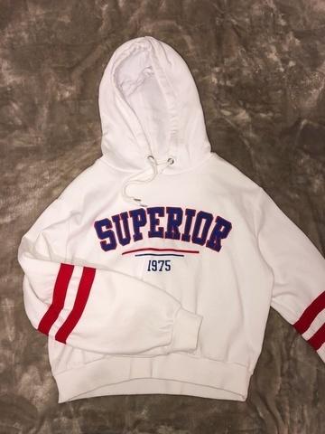 h&m superior sweatshirt